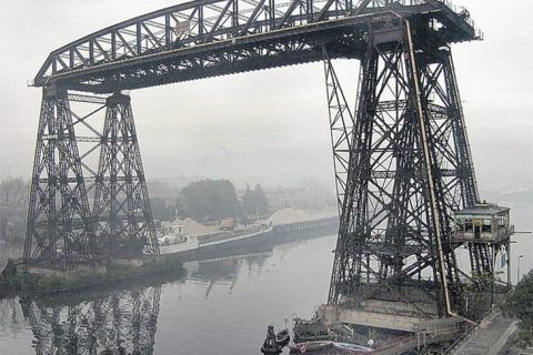 Puente transbordador Nicolás Avellaneda desde Dock Sud a La Boca, Buenos Aires.