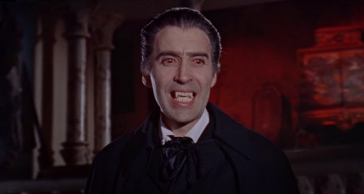 Fotograma de la película Drácula, de la Hammer Films. Protagonizada por Chrispoher Lee (Drácula) y Peter Cushing (Van Helsing). Año 1959.
