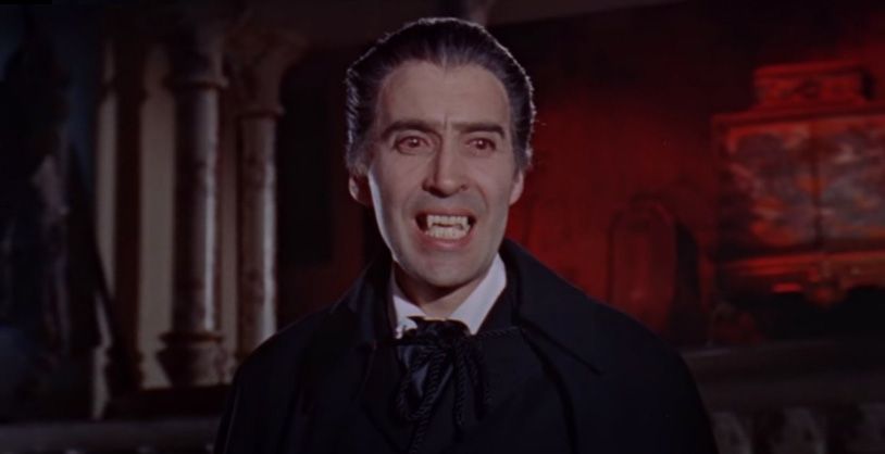 Fotograma de la película Drácula, de la Hammer Films. Protagonizada por Chrispoher Lee (Drácula) y Peter Cushing (Van Helsing). Año 1959.
