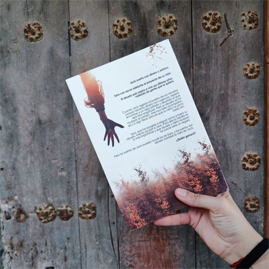 Contraportada de El sueño de una vida, de Shirin Klaus.