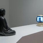 TV Buddha (1974). Nam June Paik.
