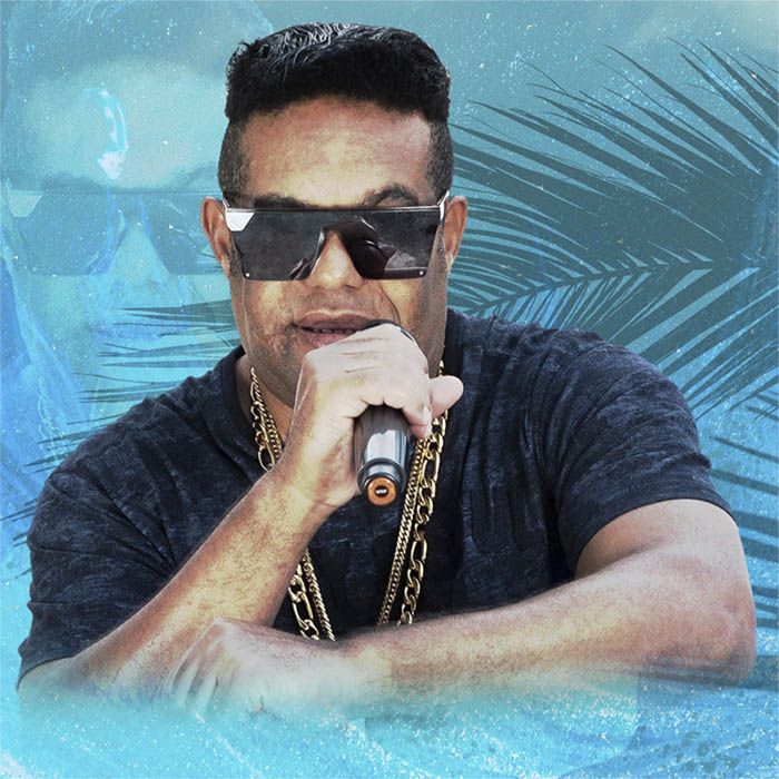 Imagen del artista de reggaeton activo flow el rey de las fiestas de música latina
