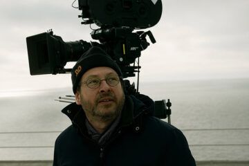 Lars Von Trier durante un rodaje. Cultugrafía Difusión y Crítica Cultural. Cine Reseñas y análisis cinematográfico.