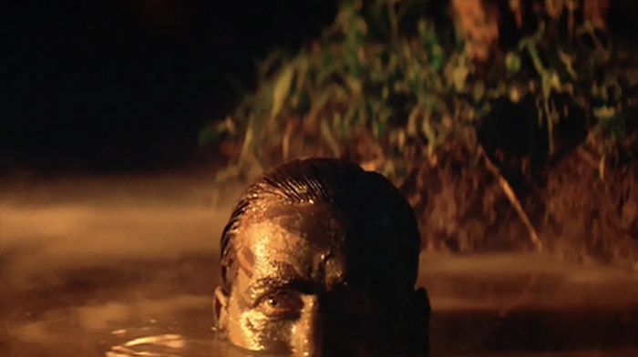 Apocalypse Now refleja como ninguna película la locura de los conflictos bélicos.